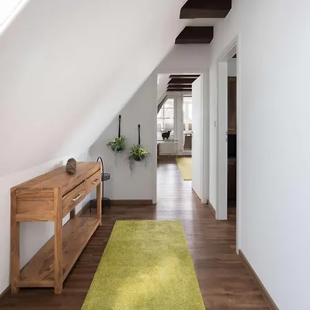 Deichgefluester - An De Warft Büsum